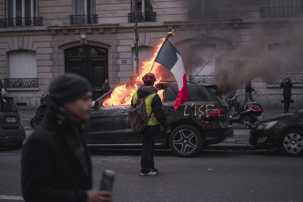 Arde París, otra vez&nbsp;(Infolibre)